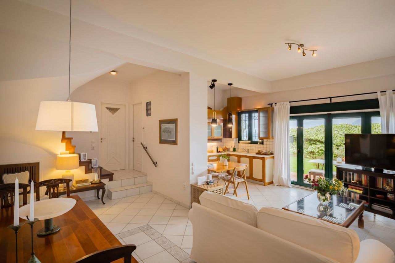 Rio Beach Residence Патра Екстериор снимка